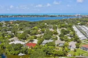 1895 Buccaneer Cir, Sarasota, FL 34231 - Photo 30