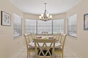 1895 Buccaneer Cir, Sarasota, FL 34231 - Photo 4