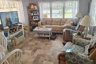 2505 16th St Ct W, Bradenton, FL 34205 - Photo 8