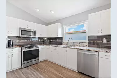 4124 Rosas Avenue #3081, Sarasota, FL 34233 - Photo 12