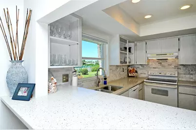 6701 Gulf Of Mexico Drive #330, Longboat Key, FL 34228 - Photo 24