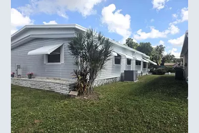 7 White Oak Terrace, Sarasota, FL 34237 - Photo 4