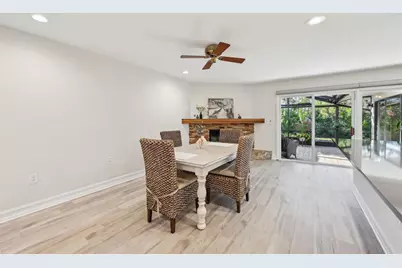 3880 Wilshire Circle #28, Sarasota, FL 34238 - Photo 12