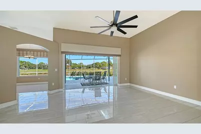 5531 Downham Meadows, Sarasota, FL 34235 - Photo 4