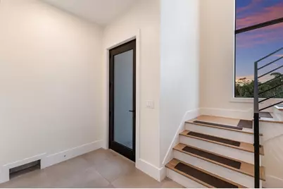 569 Rountree Drive, Longboat Key, FL 34228 - Photo 8