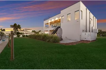 569 Rountree Drive, Longboat Key, FL 34228 - Photo 52