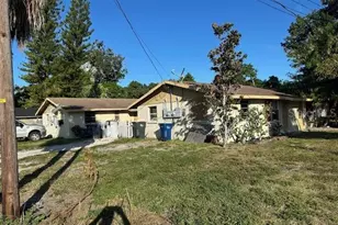 116 12th St W, Palmetto, FL 34221 - Photo 2