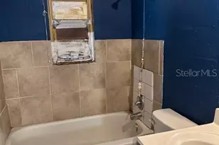 116 12th St W, Palmetto, FL 34221 - Photo 6