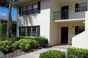 7070 Fairway Bend Ln, Sarasota, FL 34243 - Photo 2