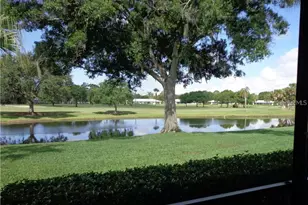 7070 Fairway Bend Ln, Sarasota, FL 34243 - Photo 10