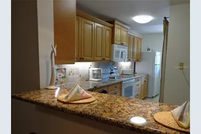 7070 Fairway Bend Lane #174, Sarasota, FL 34243 - Photo 6