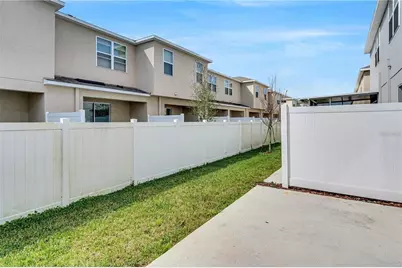 6313 Willowside Street, Palmetto, FL 34221 - Photo 4
