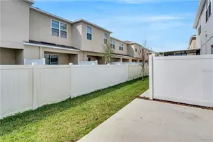 6313 Willowside St, Palmetto, FL 34221 - Photo 4
