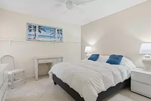 4542 Kingsmere, Sarasota, FL 34235 - Photo 16