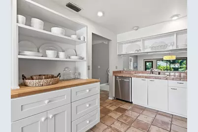4542 Kingsmere #46, Sarasota, FL 34235 - Photo 10