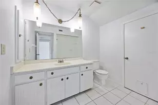 2767 Horseshoe Ct, Sarasota, FL 34235 - Photo 30