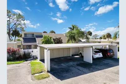 2767 Horseshoe Court #Q-3, Sarasota, FL 34235 - Photo 4