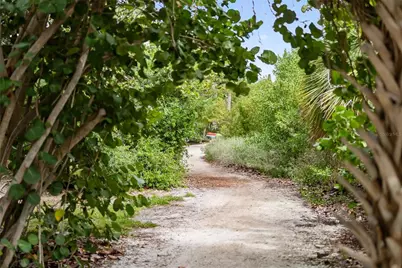 1750 Benjamin Franklin Drive #6G, Sarasota, FL 34236 - Photo 82