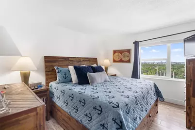 1750 Benjamin Franklin Drive #6G, Sarasota, FL 34236 - Photo 18
