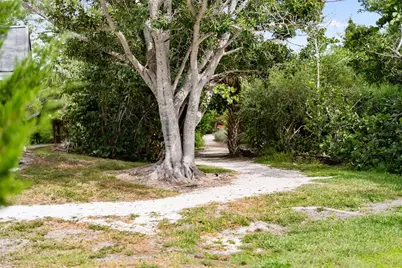 1750 Benjamin Franklin Drive #6G, Sarasota, FL 34236 - Photo 74