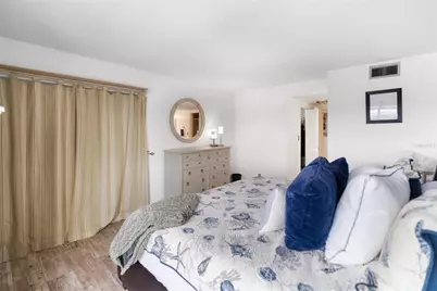 1750 Benjamin Franklin Drive #6G, Sarasota, FL 34236 - Photo 28
