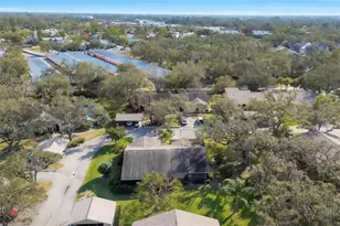 3443 Tallywood Cir, Sarasota, FL 34237 - Photo 42