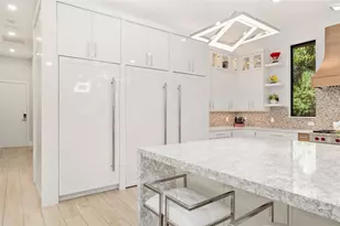 3236 Founders Club Dr, Sarasota, FL 34240 - Photo 22