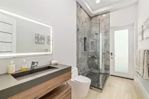 3236 Founders Club Dr, Sarasota, FL 34240 - Photo 46