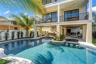 148 Coolidge Dr, Sarasota, FL 34236 - Photo 98