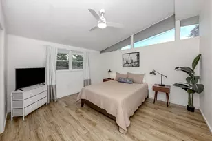 2933 Michigan St, Sarasota, FL 34237 - Photo 18