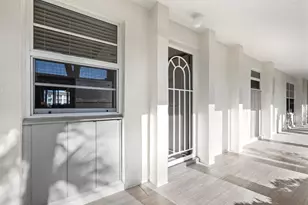 4350 Chatham Dr, Longboat Key, FL 34228 - Photo 1