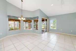 9523 Knightsbridge Cir, Sarasota, FL 34238 - Photo 18