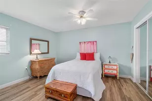 3533 Tree Line Ct, Sarasota, FL 34231 - Photo 20