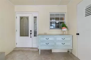 3533 Tree Line Ct, Sarasota, FL 34231 - Photo 4