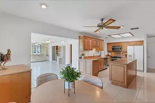 4515 Mangrove Point Rd, Bradenton, FL 34210 - Photo 16