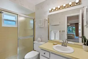 4515 Mangrove Point Rd, Bradenton, FL 34210 - Photo 24