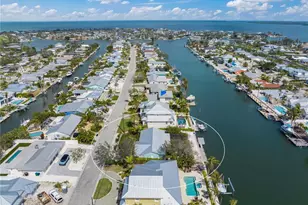 511 68th St, Holmes Beach, FL 34217 - Photo 24