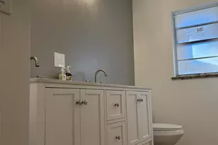 60 Outlook St, Umatilla, FL 32784 - Photo 2