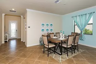 12400 Cinqueterre Dr, Venice, FL 34293 - Photo 6