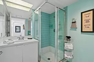 5400 Ocean Blvd, Sarasota, FL 34242 - Photo 16