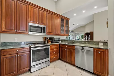 4448 Deer Trail Boulevard, Sarasota, FL 34238 - Photo 6