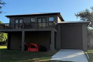2520 57th St E, Bradenton, FL 34208 - Photo 2