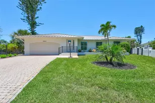 6962 Belgrave Dr, Sarasota, FL 34242 - Photo 6