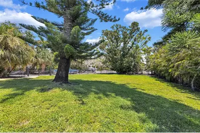 6962 Belgrave Drive, Sarasota, FL 34242 - Photo 76