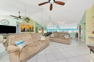 912 Sandpiper Cir, Bradenton, FL 34209 - Photo 16