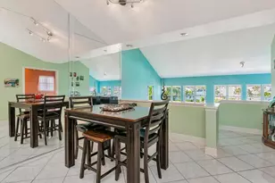 912 Sandpiper Cir, Bradenton, FL 34209 - Photo 6