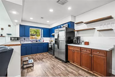 2611 Huntington Avenue, Sarasota, FL 34232 - Photo 16