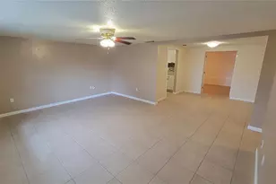 432 Crosby Ct, Sarasota, FL 34237 - Photo 12