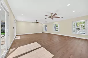 910 Siesta Key Pl, Sarasota, FL 34242 - Photo 22