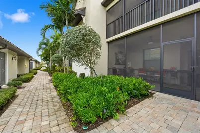 5664 Palmer Circle #106, Bradenton, FL 34211 - Photo 4